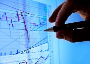 comment devenir analyste financier